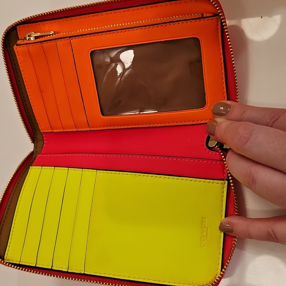 Coach Neon Pink Wallet - Picture 6 of 7